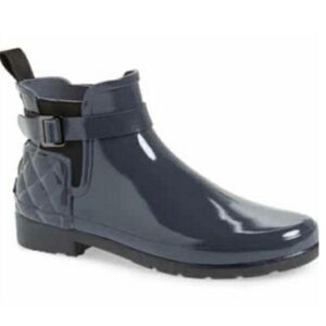 Hunter Refined Quilted Gloss Chelsea Boot 7